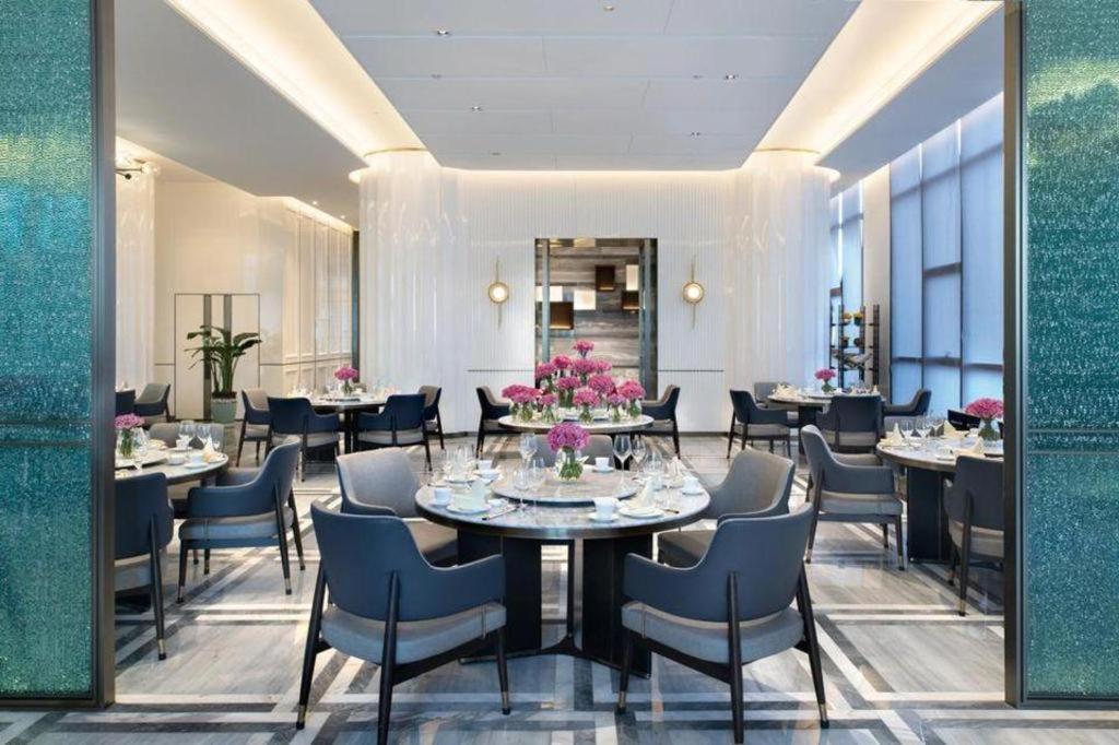 Rock Platinum Sea View Hotel Σανυά Εξωτερικό φωτογραφία
